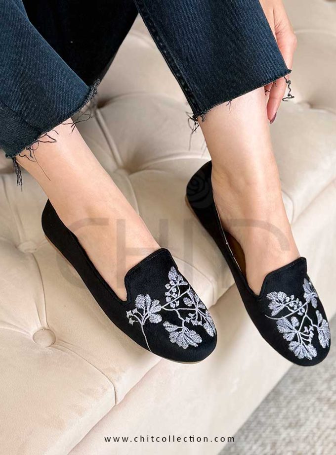 کفش زنانه لوفرگلدوزی شکوفه طوسی