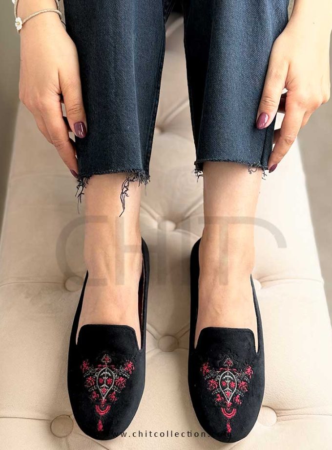 کفش زنانه لوفرگلدوزی مشکی شبدری