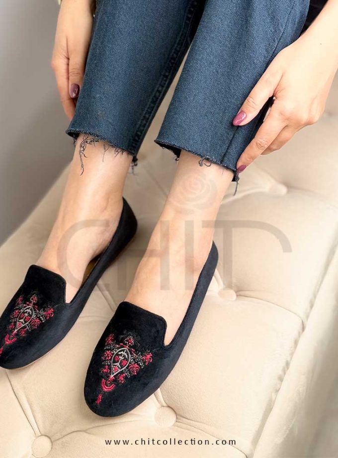 کفش زنانه لوفرگلدوزی مشکی شبدری