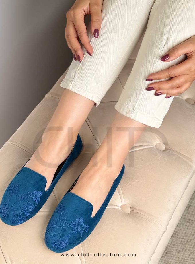کفش زنانه لوفرگلدوزی شکوفه سورمه ای